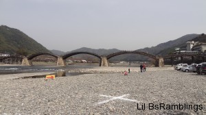 All five arches of the bridge as seen from the gravel parking lot.